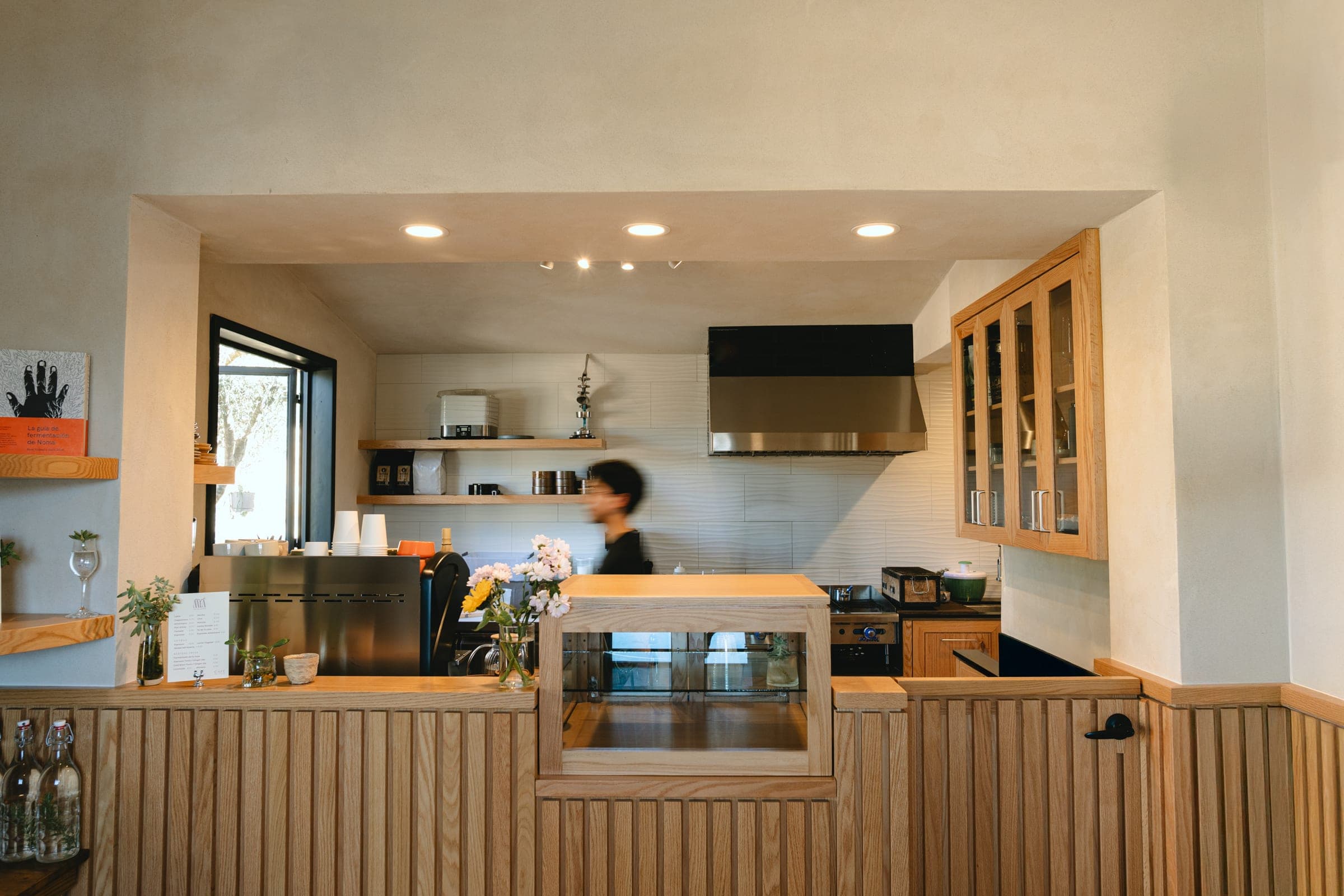 Olivea Café Wine Bar atmosphere